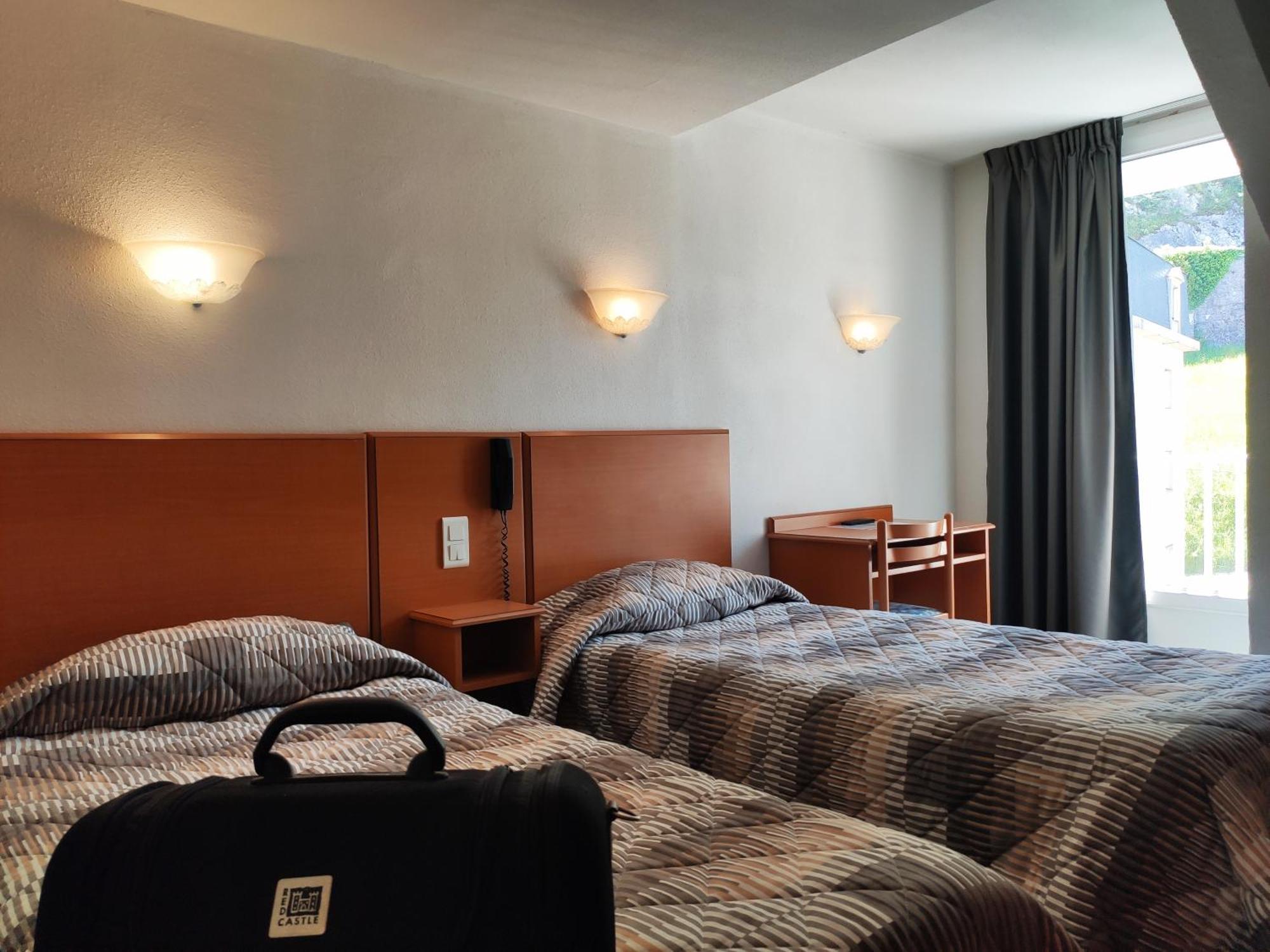 Hotel Compostelle Lourdes Exterior photo